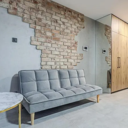 Time In Hart Of Cracow,gym&pool&sauna And Free Parking Apartamento