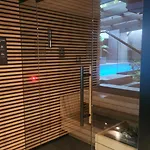 Time In Hart Of Cracow,gym&pool&sauna And Free Parking *